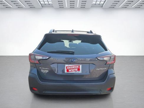 Used 2023 Subaru Outback Premium AWD/4WD image 5