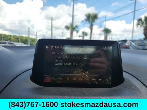 Used 2017 MAZDA MAZDA3 Touring FWD image 30