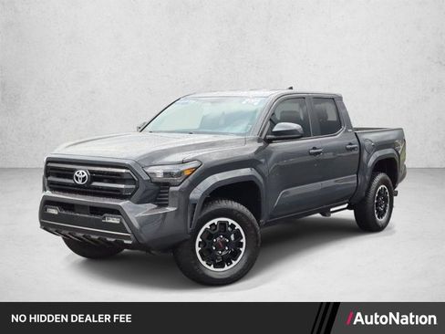 Used 2025 Toyota Tacoma SR5 AWD/4WD image 1