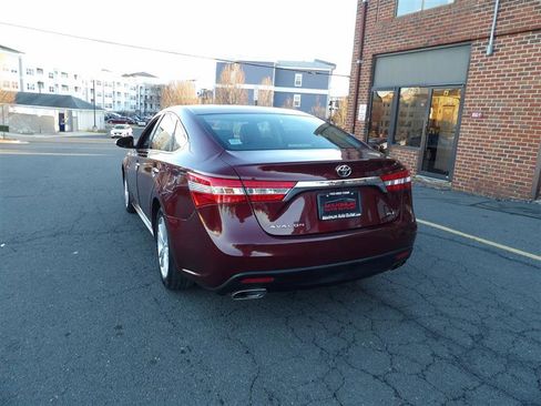 Used 2014 Toyota Avalon image 5