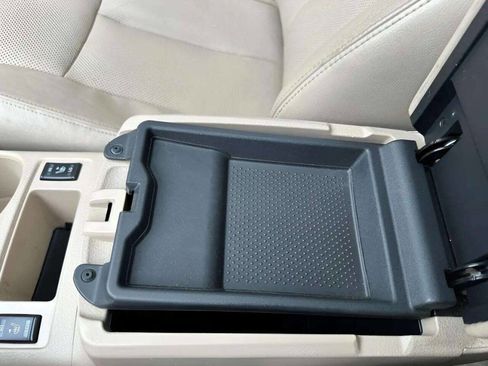 Used 2014 Nissan Rogue SL w/ SL Premium Package image 12