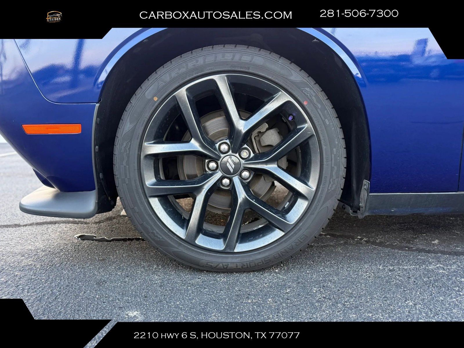 Used 2020 Dodge Challenger SXT w/ Blacktop Package RWD image 22