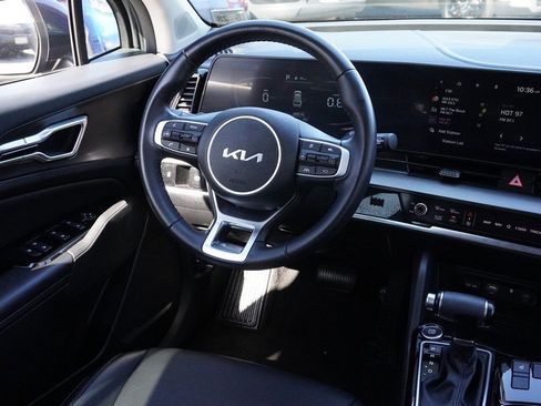 Used 2023 Kia Sportage EX image 28