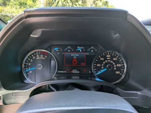 Used 2020 Ford F150 Platinum w/ Equipment Group 701A Luxury AWD/4WD image 34