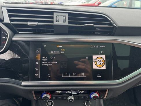 Certified 2025 Audi Q3 2.0T Premium w/ Convenience Package image 18