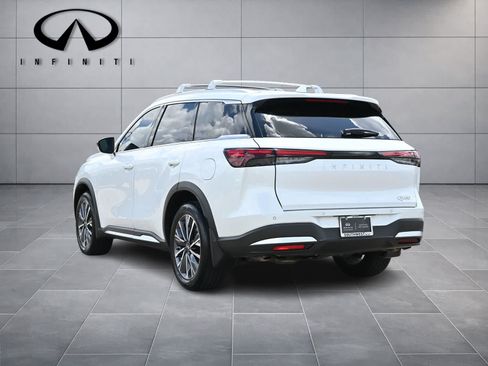 Certified 2026 INFINITI QX60 Luxe w/ Cargo Package FWD image 5