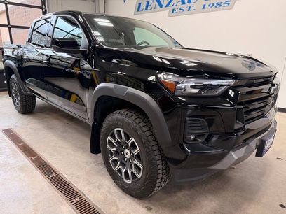Used 2023 Chevrolet Colorado Z71 w/ Z71 Convenience Package 2