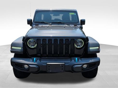 Used 2023 Jeep Wrangler Unlimited w/ Cold Weather Group AWD/4WD image 8