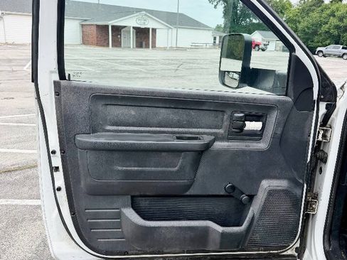 Used 2012 RAM 4500 2WD Regular Cab w/ Cold Weather Group image 9