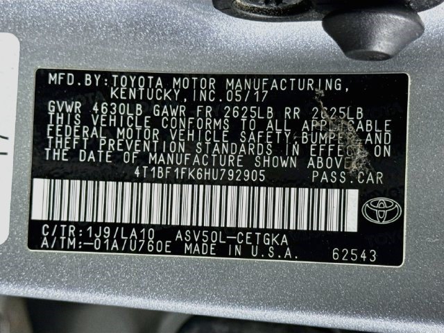 Used 2017 Toyota Camry XLE w/ Moonroof Package FWD image 39