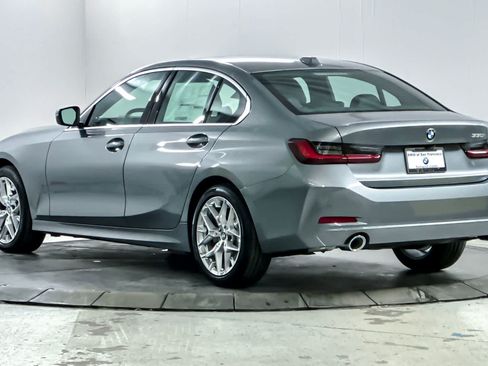 Used 2026 BMW 330i Sedan w/ Convenience Package RWD image 6