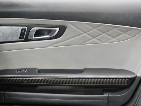Used 2020 Mercedes-Benz AMG GT R image 30