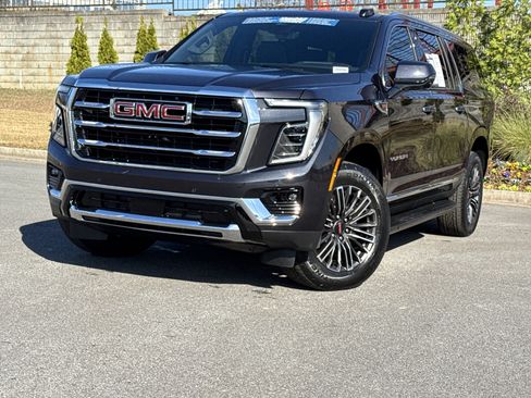 Used 2026 GMC Yukon XL Elevation w/ Elevation Premium Package image 5