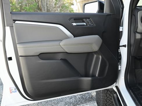 New 2026 Chevrolet Colorado ZR2 w/ ZR2 Bison Edition AWD/4WD image 24