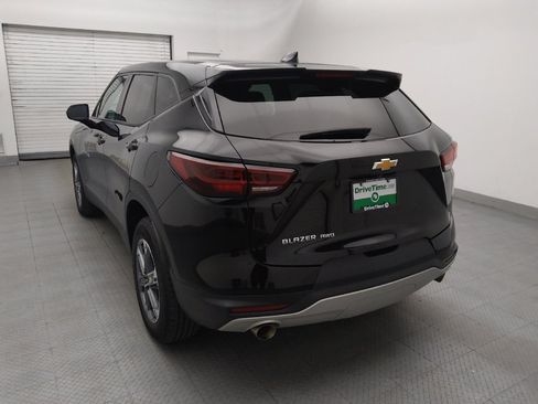 Used 2025 Chevrolet Blazer LT AWD/4WD image 6
