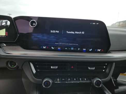 Used 2025 Chevrolet Tahoe LT image 17