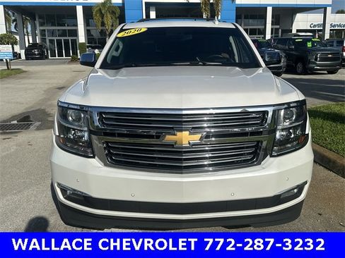 Used 2020 Chevrolet Suburban Premier w/ Premier Plus Edition image 3