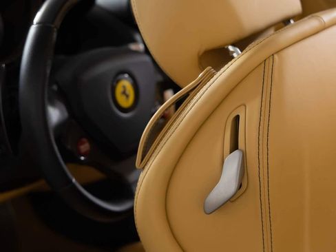 Used 2011 Ferrari California image 44