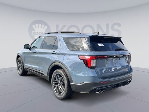 New 2026 Ford Explorer ST image 4