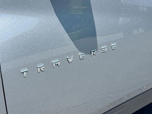 Certified 2023 Chevrolet Traverse LT FWD image 31