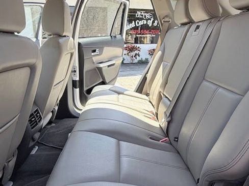 Used 2013 Ford Edge Limited image 10