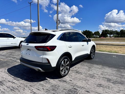 Used 2023 Ford Escape Platinum w/ Premium Technology Package image 6