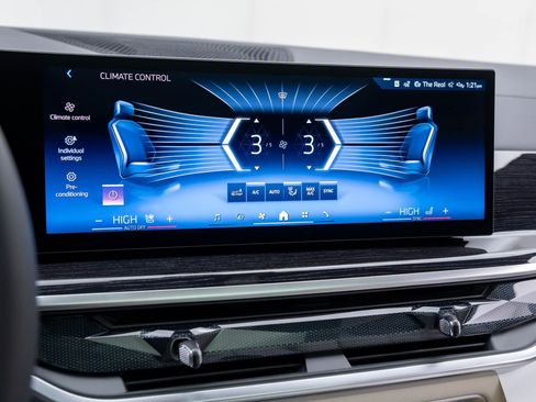 New 2026 BMW X5 xDrive40i w/ Executive Package image 25