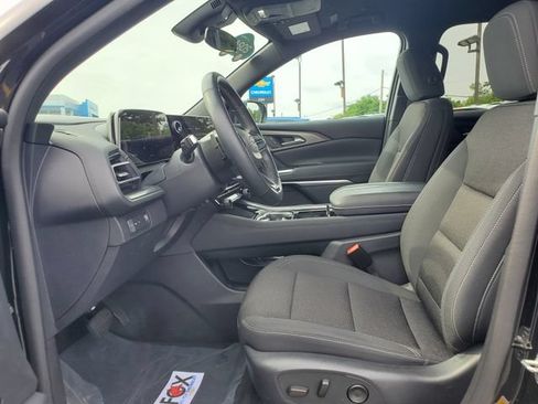 Certified 2024 Chevrolet Traverse LT w/ Midnight/Sport Edition FWD image 20