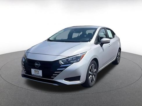 Used 2025 Nissan Versa SV FWD image 6