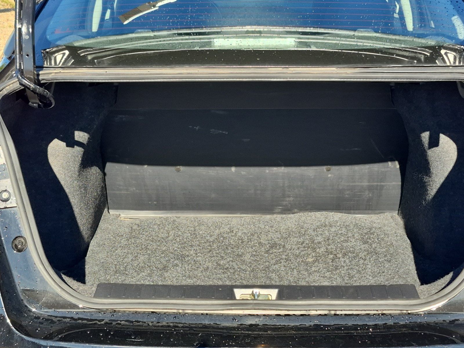 Used 2025 Nissan Versa S FWD image 21