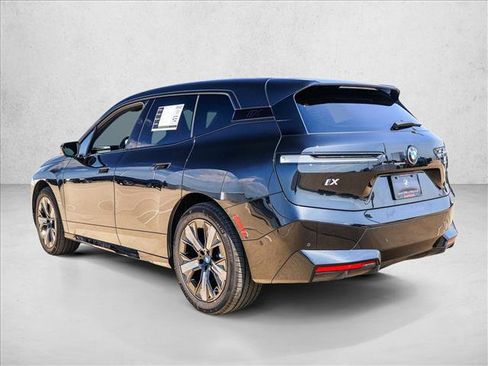 Certified 2024 BMW iX xDrive50 w/ Premium Package AWD/4WD image 7