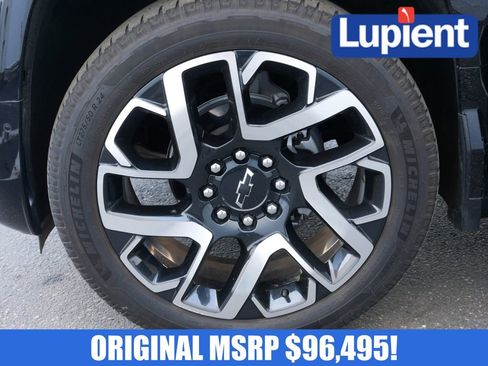 Used 2024 Chevrolet Silverado EV RST AWD/4WD image 12