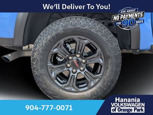 Used 2025 GMC Canyon Elevation w/ Convenience Package RWD image 11