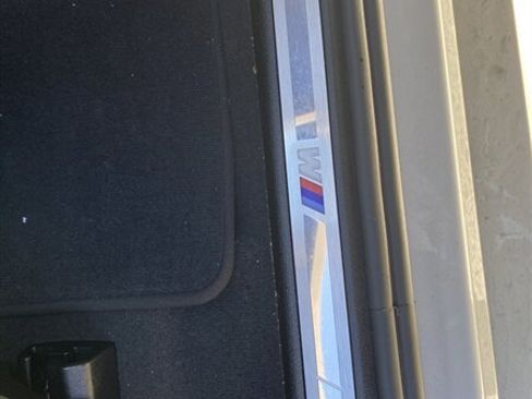 Used 2023 BMW X6 xDrive40i w/ M Sport Package image 20