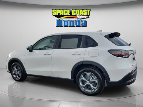 New 2026 Honda HR-V LX image 5