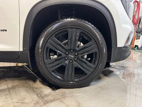 New 2026 GMC Acadia Elevation w/ Black Edition image 9