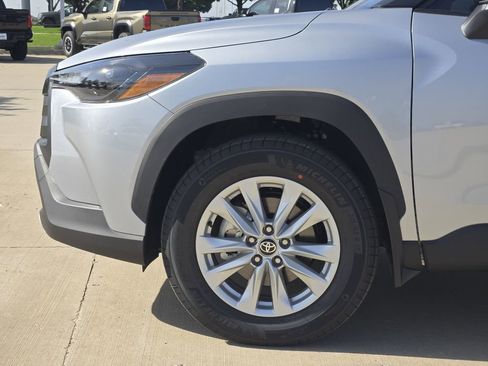 New 2026 Toyota Corolla Cross LE FWD image 5
