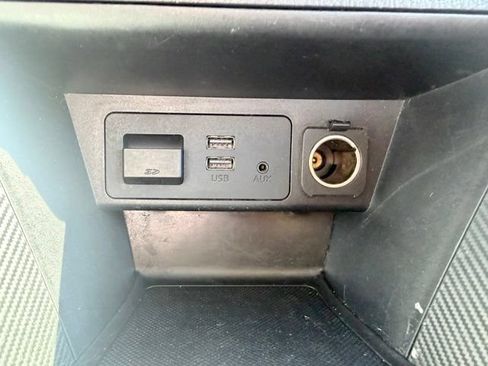 Used 2018 Toyota Yaris iA FWD image 21