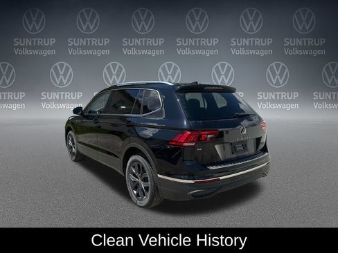 Used 2023 Volkswagen Tiguan SE FWD image 4