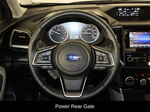 Used 2023 Subaru Forester Premium image 7