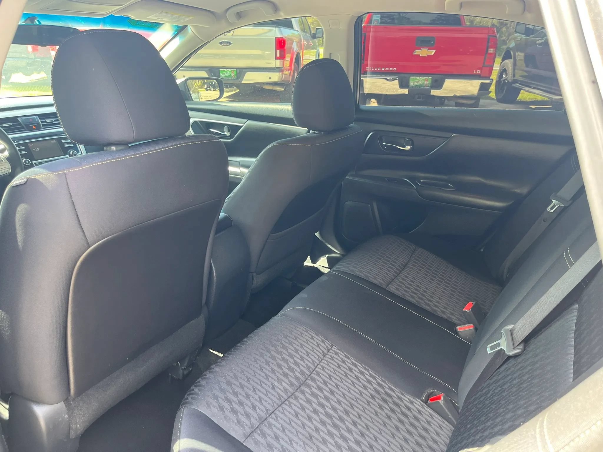 Used 2018 Nissan Altima 2.5 S FWD image 13