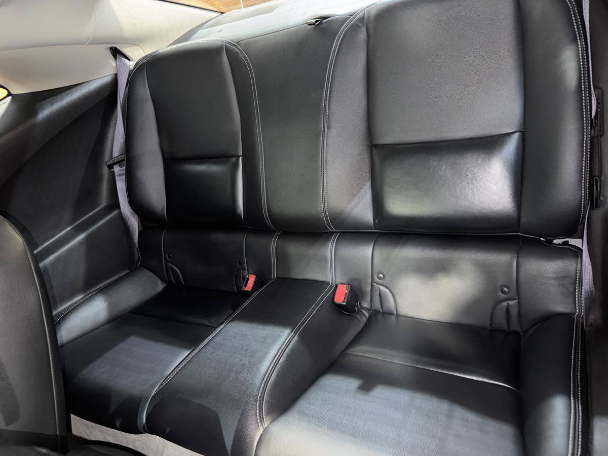 Used 2012 Chevrolet Camaro LT RWD image 22