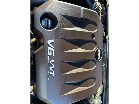 Used 2017 Chevrolet Impala LT w/ Convenience Package image 21