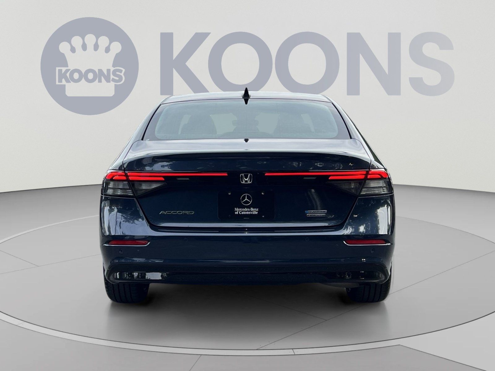 Used 2025 Honda Accord Touring image 10