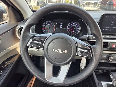 Used 2023 Kia Forte LXS FWD image 14