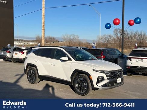 New 2025 Hyundai Tucson SEL image 3