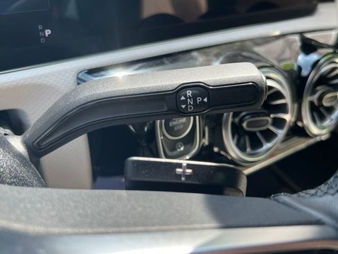 Certified 2025 Mercedes-Benz CLA 250 4MATIC image 25