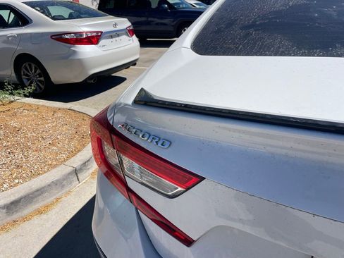 Used 2022 Honda Accord Sport image 4