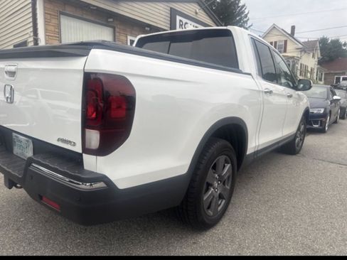 Used 2020 Honda Ridgeline RTL-E image 2