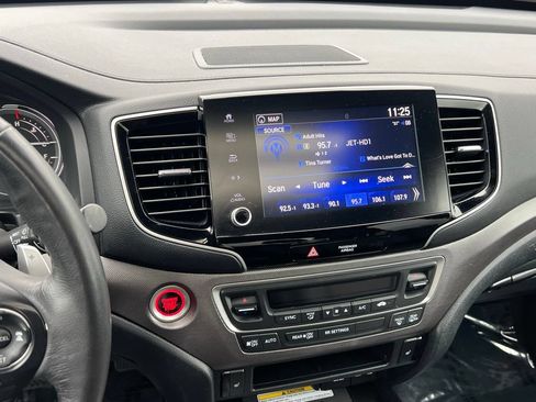 Used 2023 Honda Ridgeline RTL-E image 22